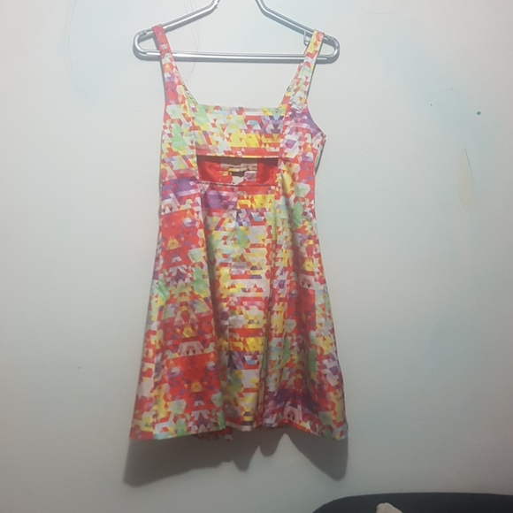 Multicolored geometric dress - Picture 2 of 2